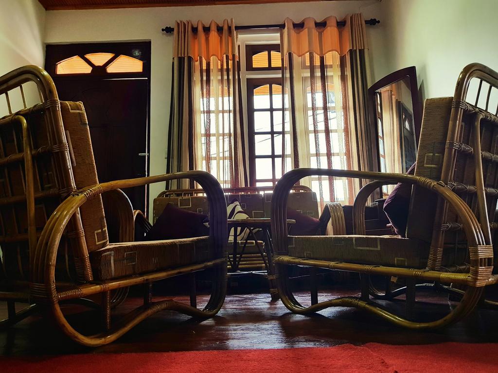 Nuwara Eliya Hills Rest Hotel Екстериор снимка